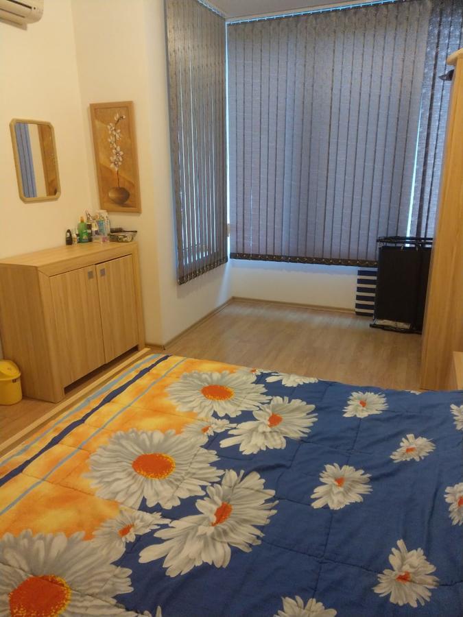 Cozy Apartment By The Sea Ravda Bagian luar foto