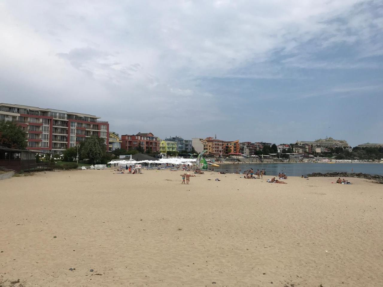 Cozy Apartment By The Sea Ravda Bagian luar foto